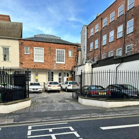 Whiskawaystays - Shaw Mews - Apartment 3 伍斯特 外观 照片